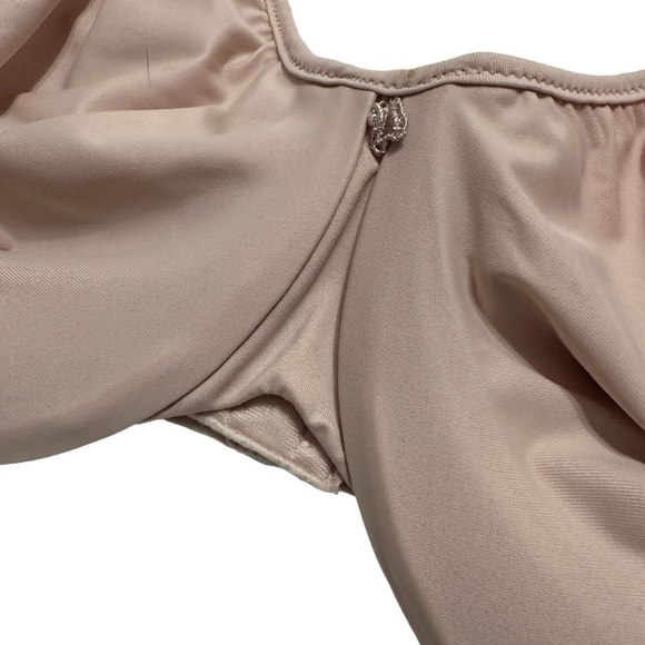 Bali Passion For Comfort Minimizer Underwire Bra, Style 3365, size 40DD - Picture 4 of 6